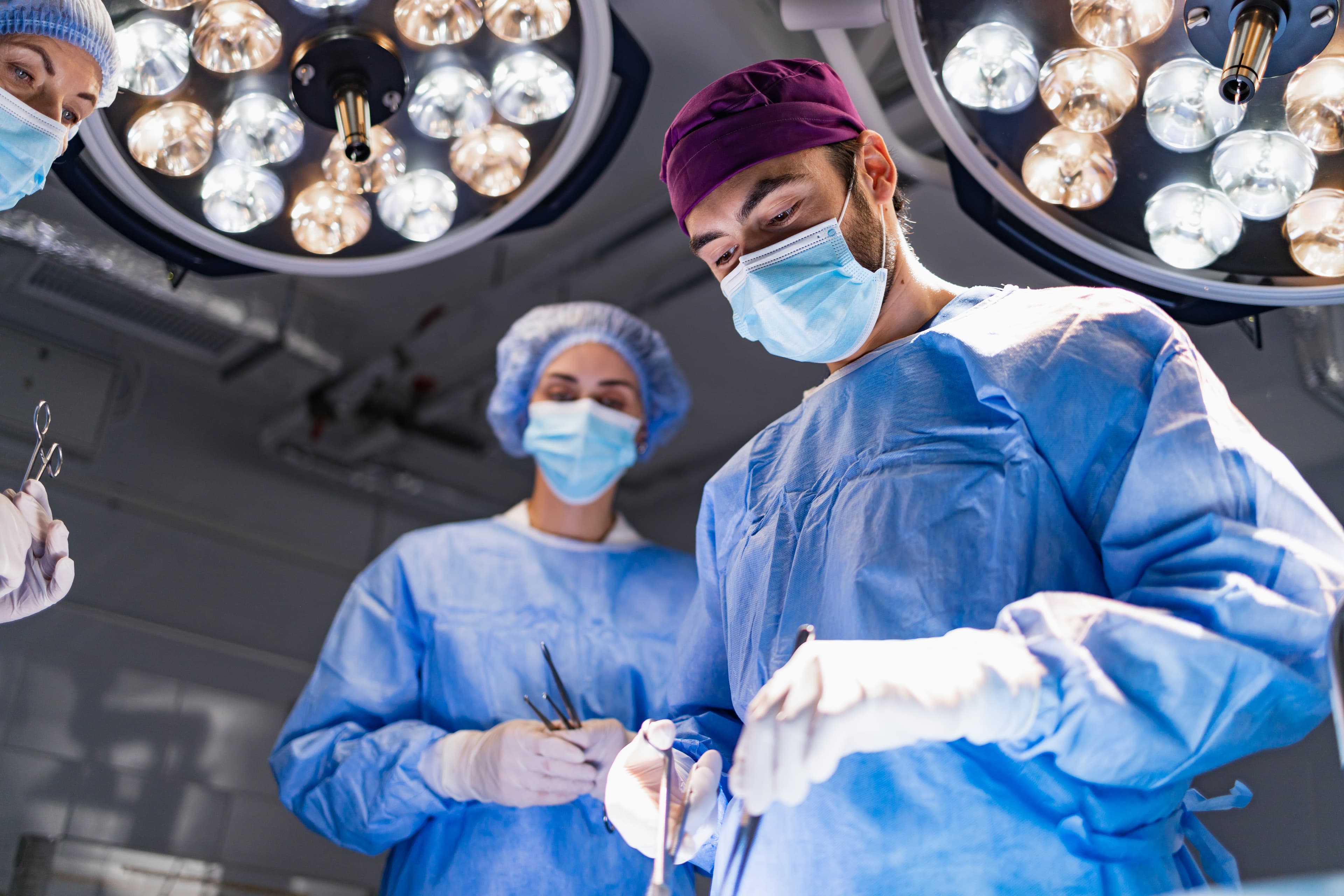 Surgeon working in an operating room